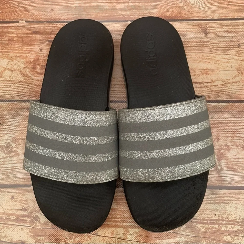 Adidas Girl slide sandals black silver size 2